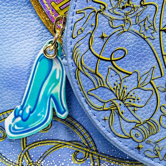 Danielle Nicole Disney Cinderella Carriage Backpack With The Mice - Picture 6 of 7